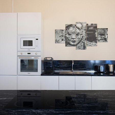 Luxury Apartment Pesaro Papafava Venezia Esterno foto