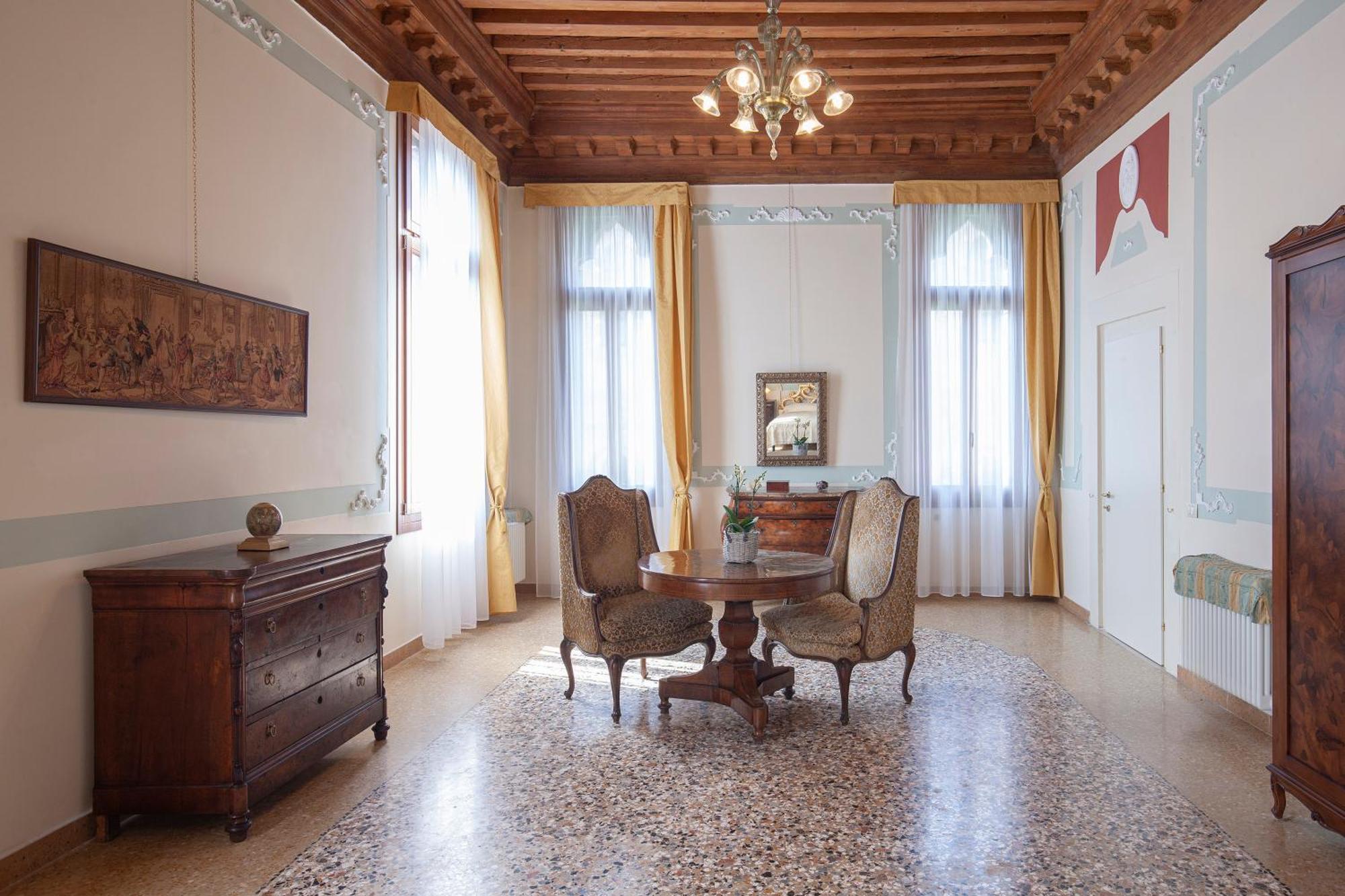 Luxury Apartment Pesaro Papafava Venezia Esterno foto