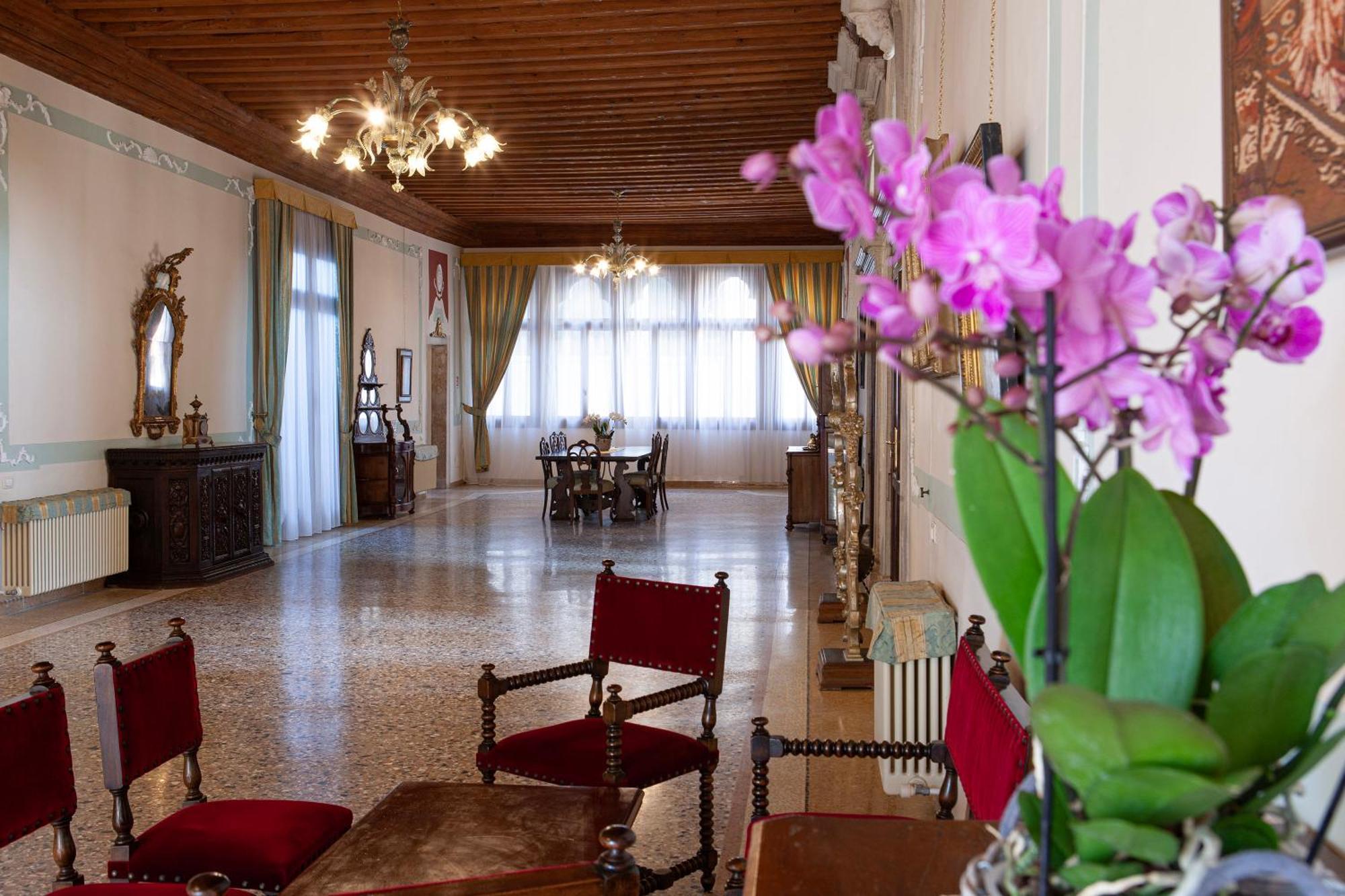 Luxury Apartment Pesaro Papafava Venezia Esterno foto